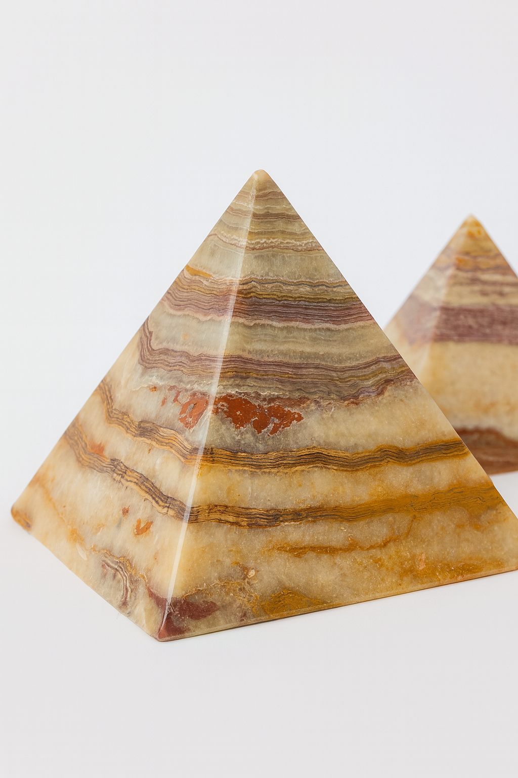 Polished Onyx Pyramid